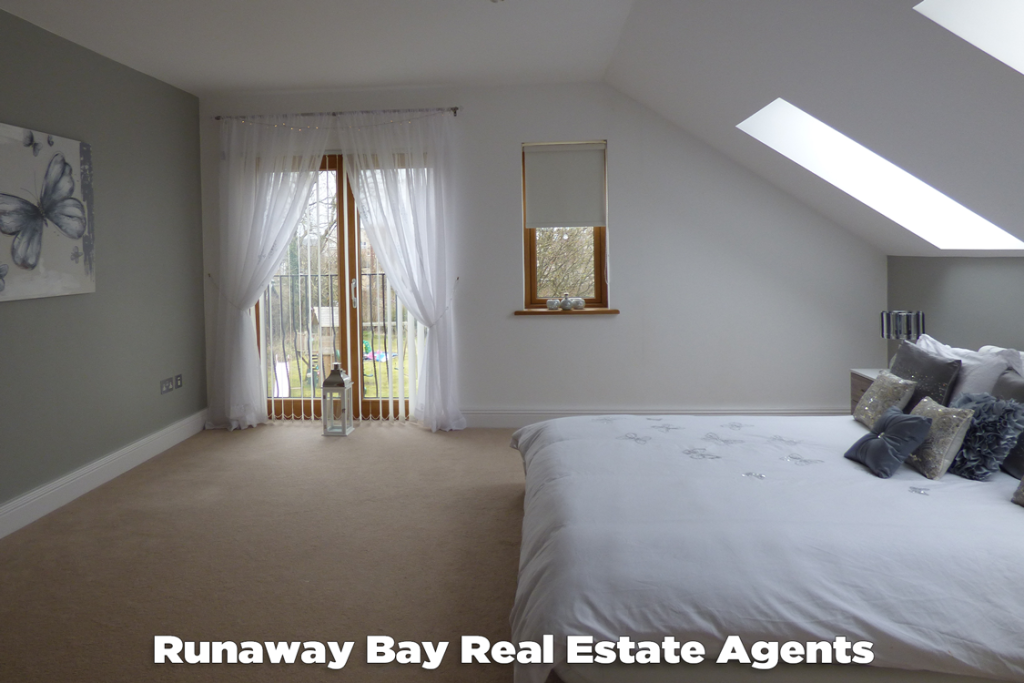 Runaway Bay Real Estate Agents - Craig Douglas 0418 189 963