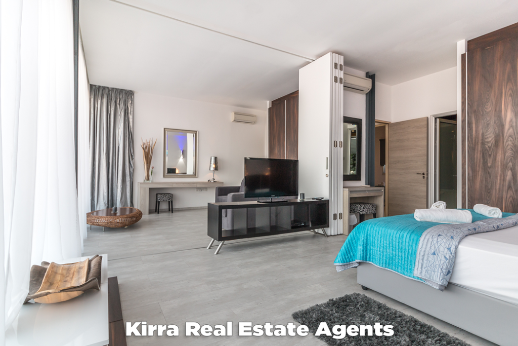 Kirra Real Estate Agents - Craig Douglas 0418 189 963